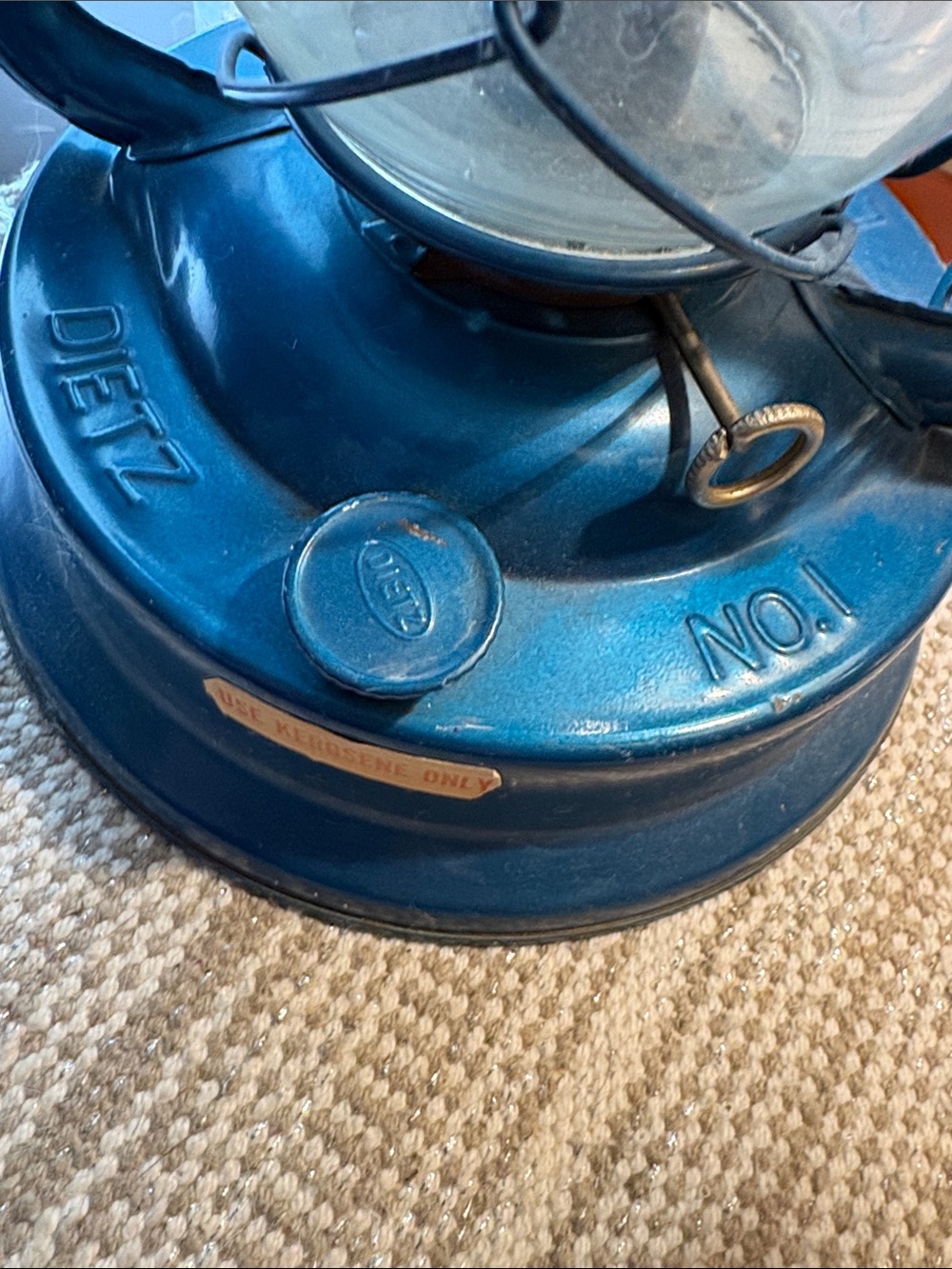 Dietz No. 1 Little Wizard Kerosene Lantern - Picture 3 of 6